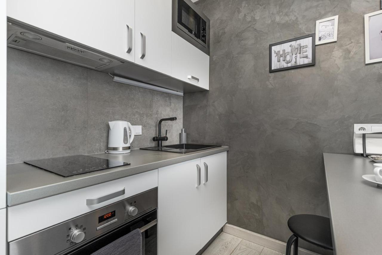 Razor Apartment With Terrace, Kamanina Odesa Exterior foto